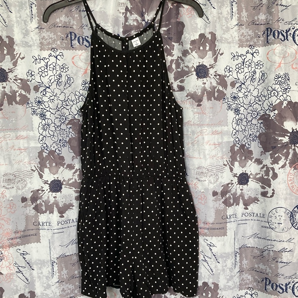 Old Navy Black and White Polka Dot Keyhole Romper